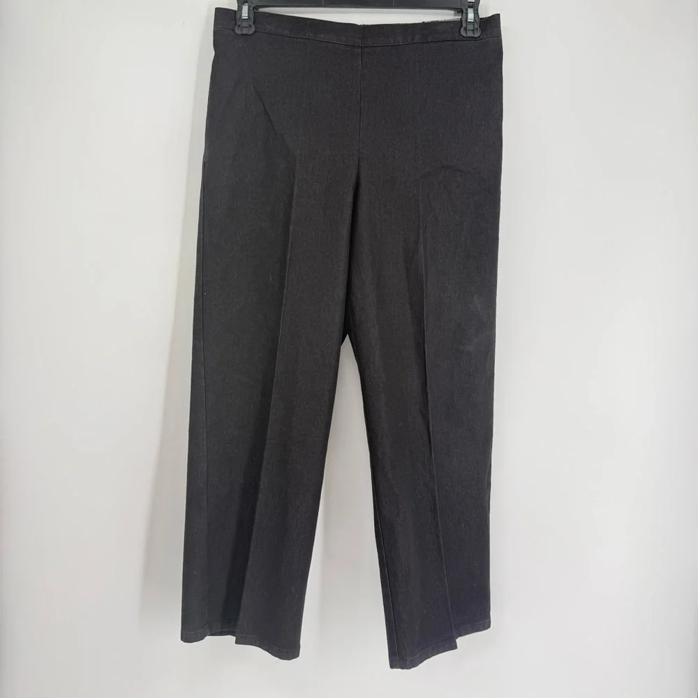 Alfred Dunner NWT Women's Black Denim Pull-On Pants Size 14P Elastic waist